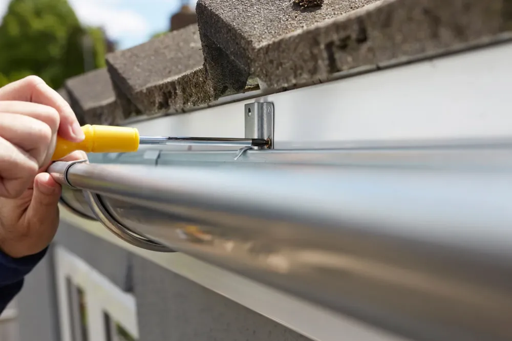 installation de gouttière